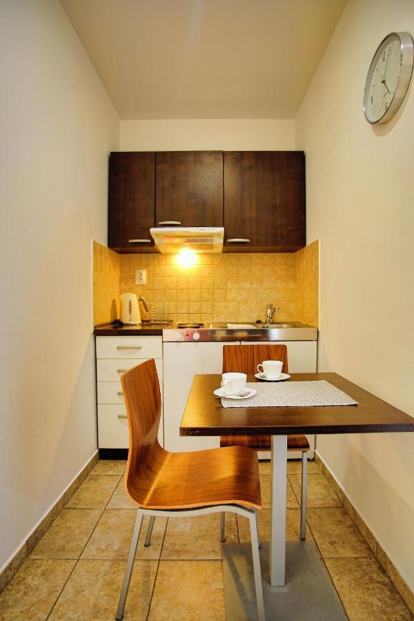 Apartman Studio Lux S Terasou Harmony V Thermal Parku Besenova S Vyhladom Na Bazeny Eksteriør bilde
